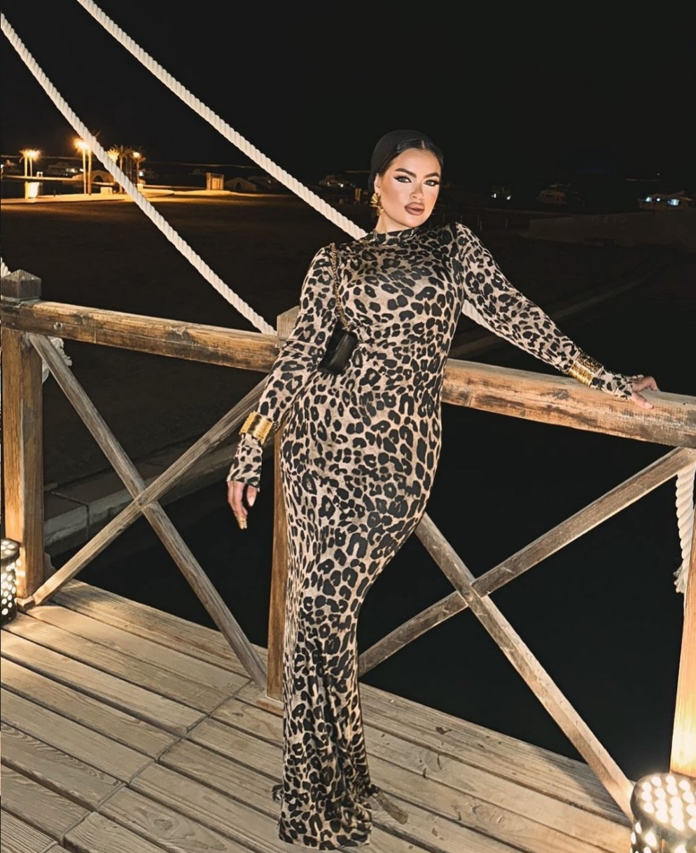 Cheetah basic dress