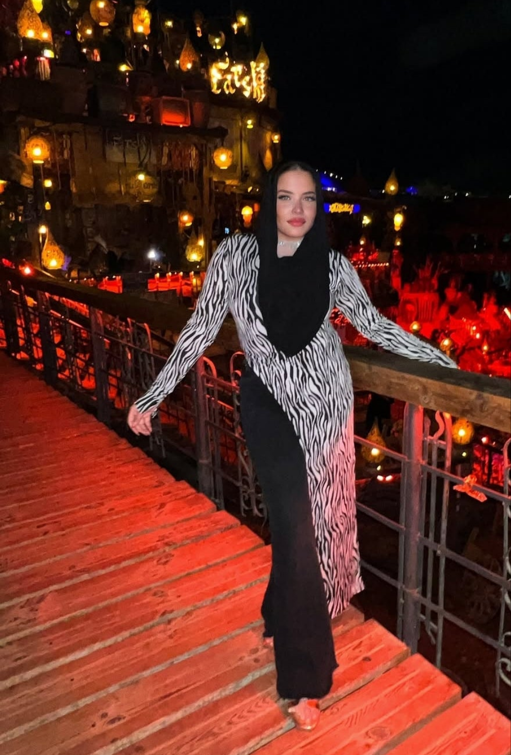 Zebra hooded top