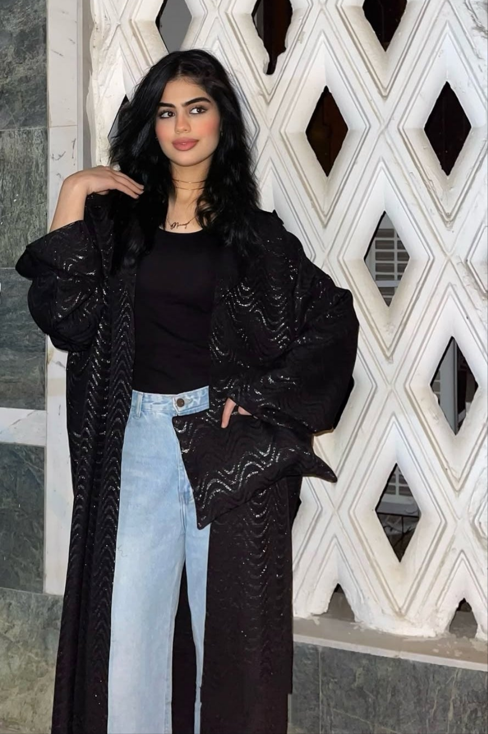 Black glowing kaftan