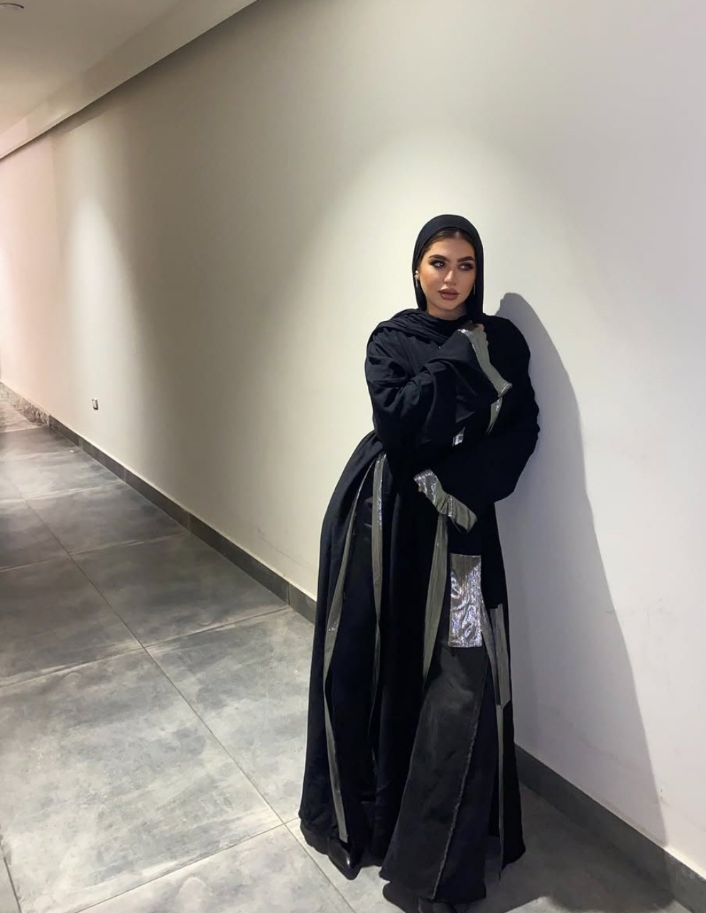 Ramdan kardigan in black