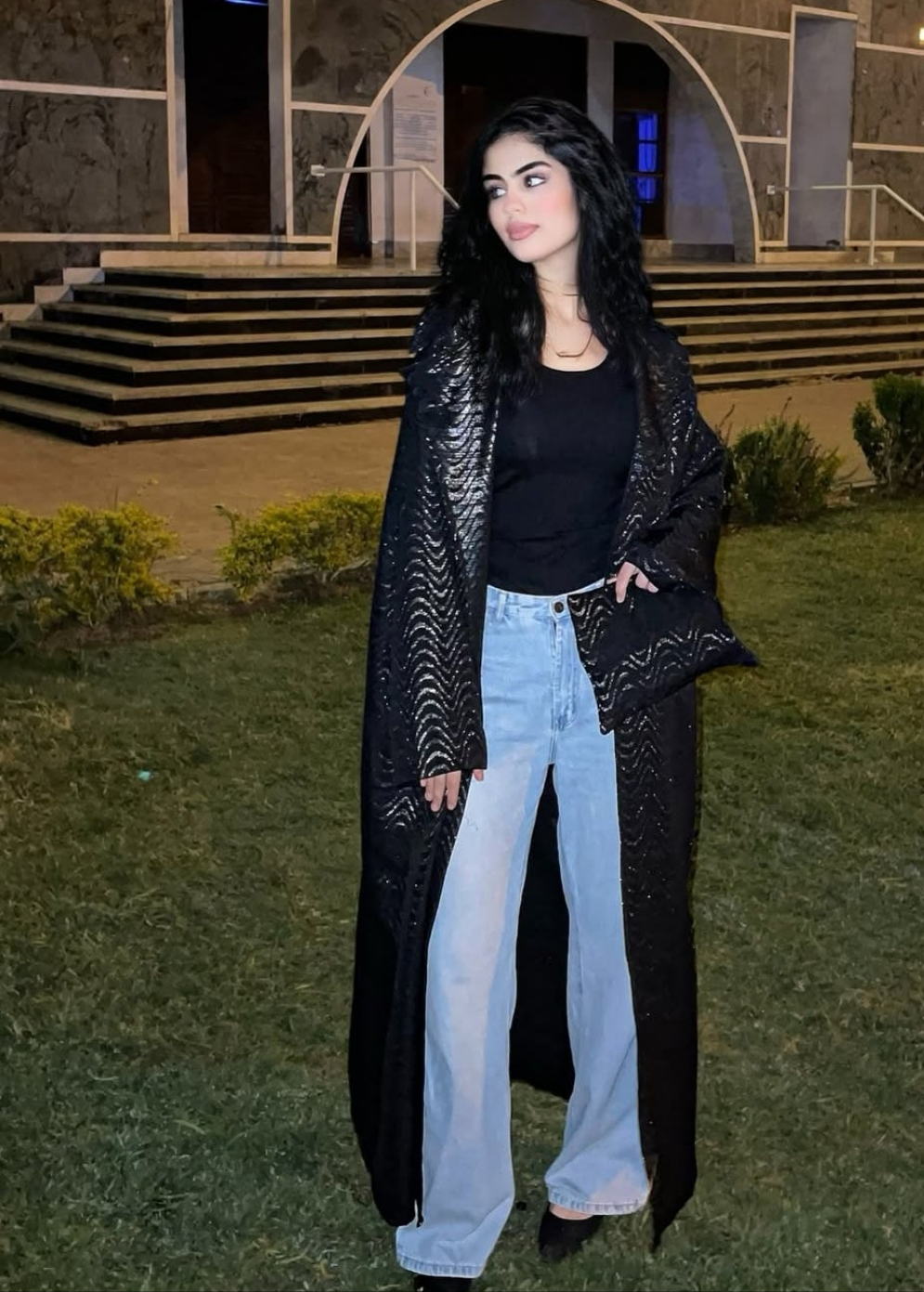 Black glowing kaftan