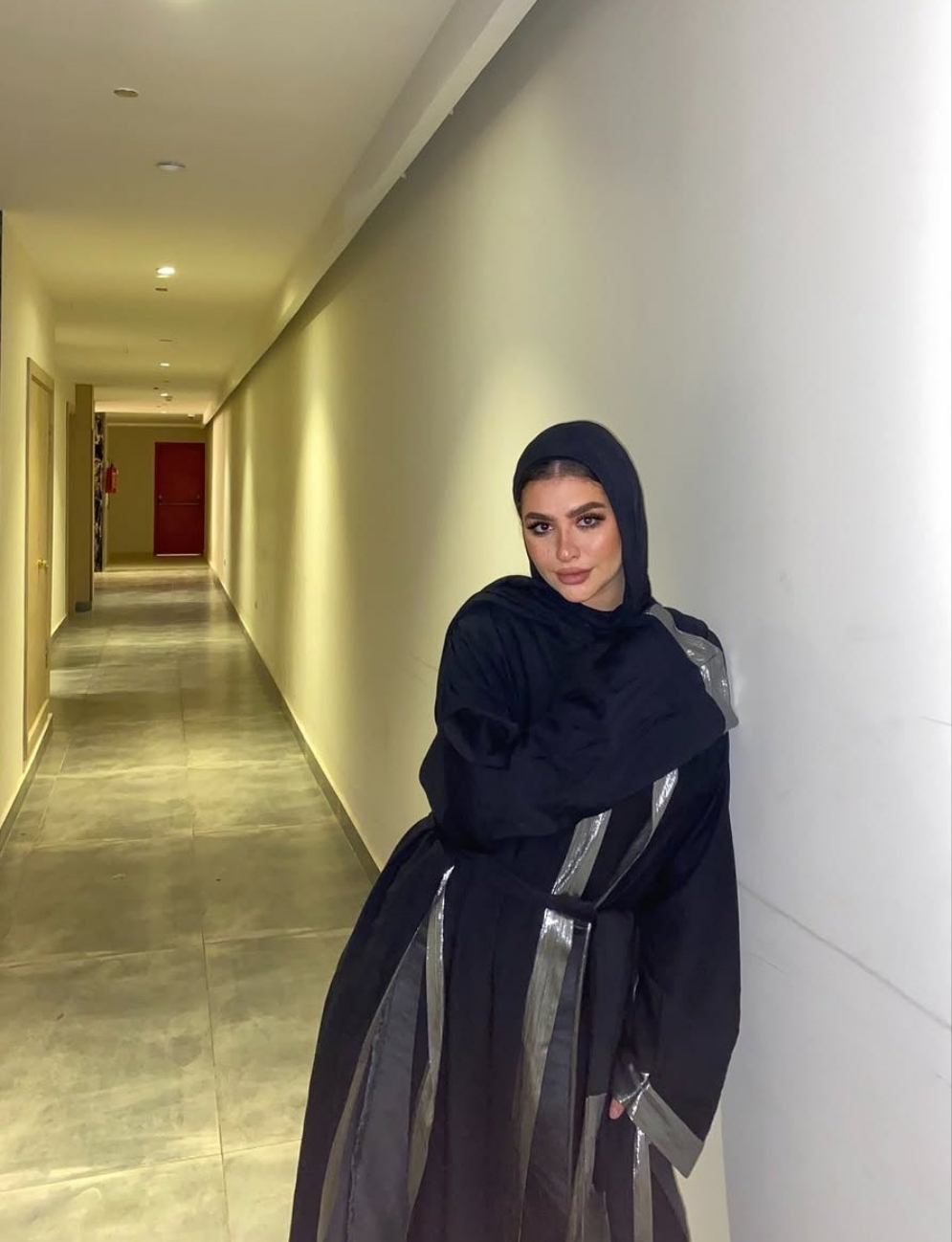 Ramdan kardigan in black