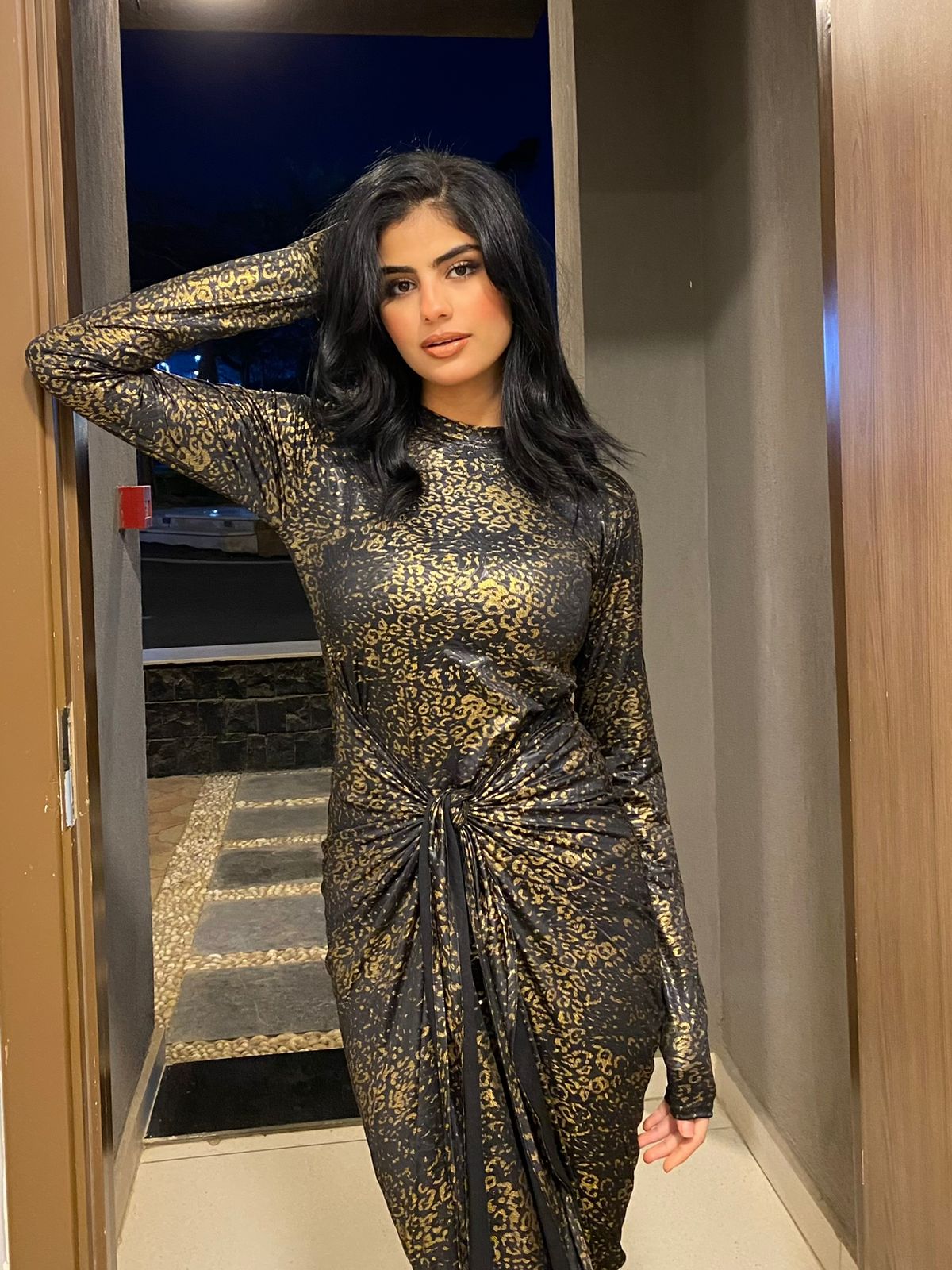 Maxi dress in gold