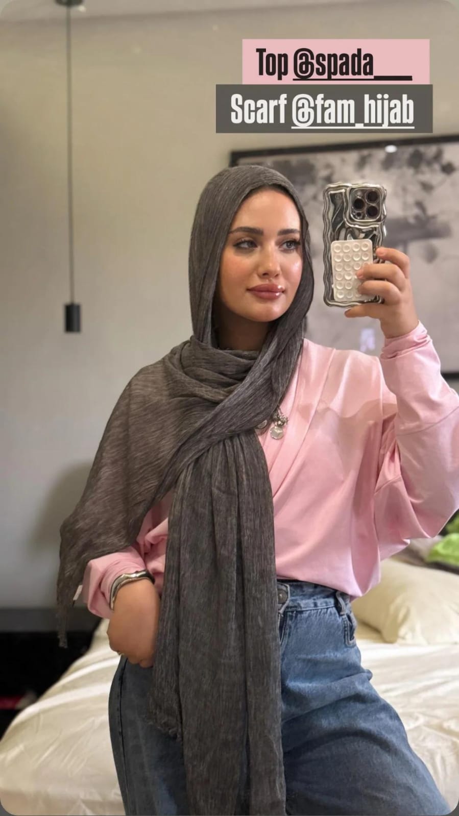 Hooded top
