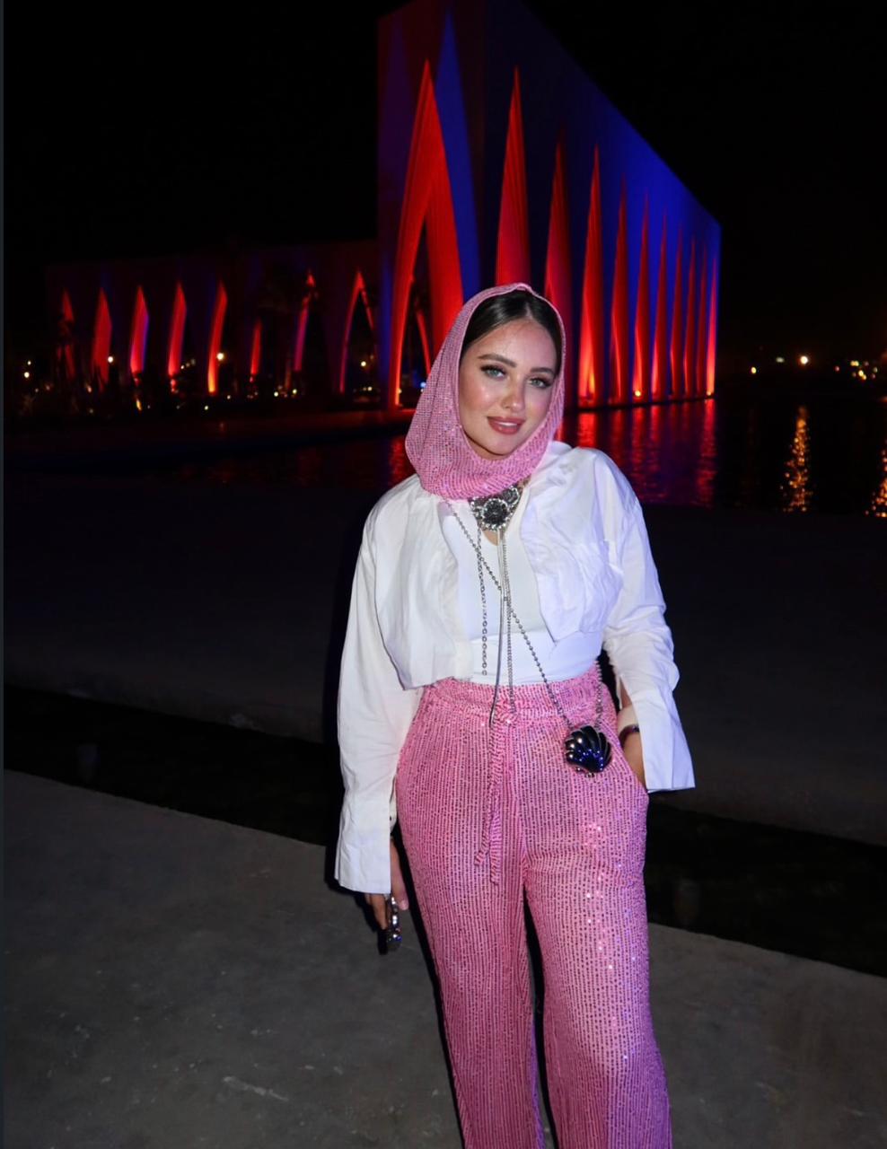 Glow pants