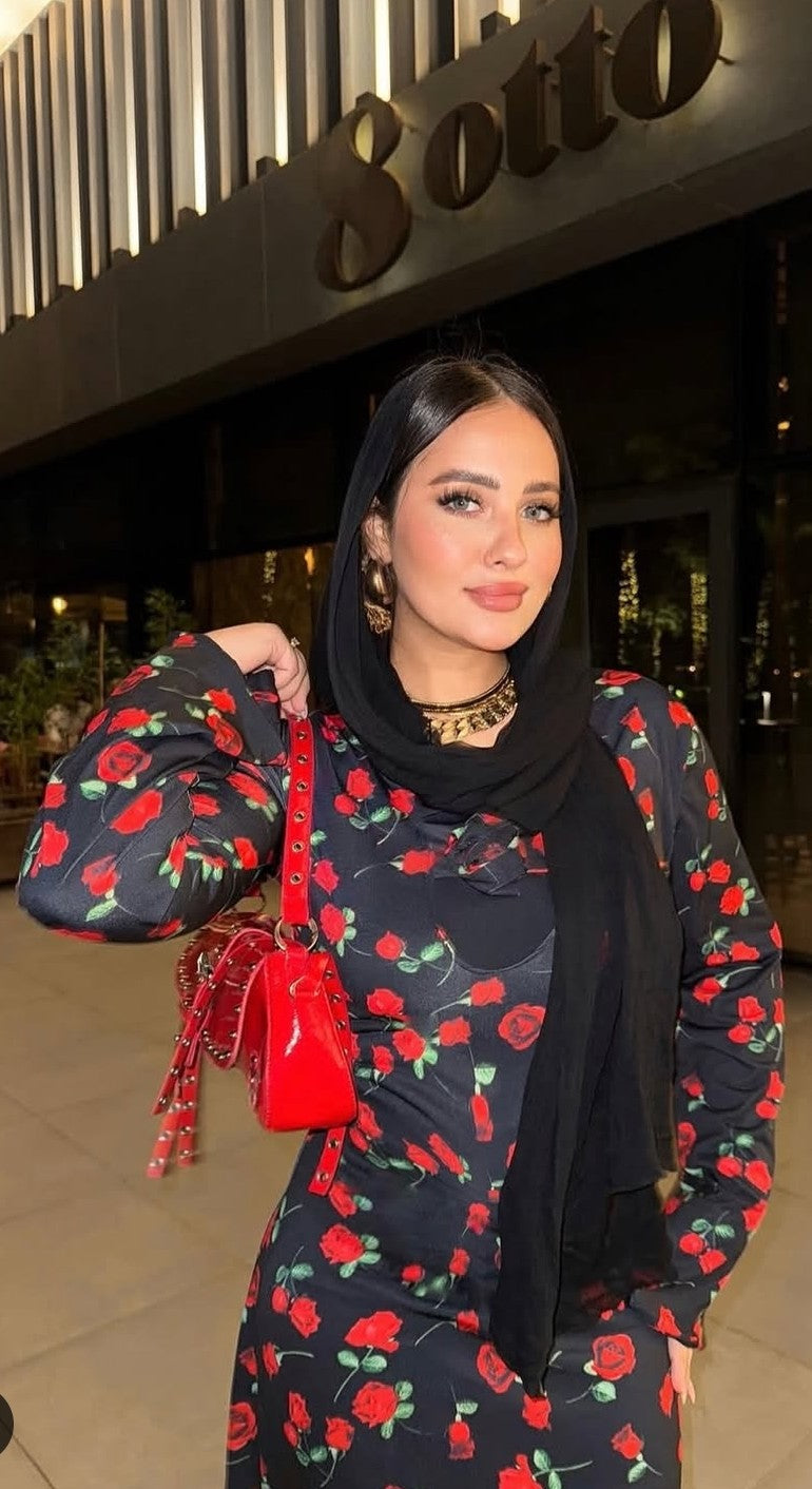 Red roses dress