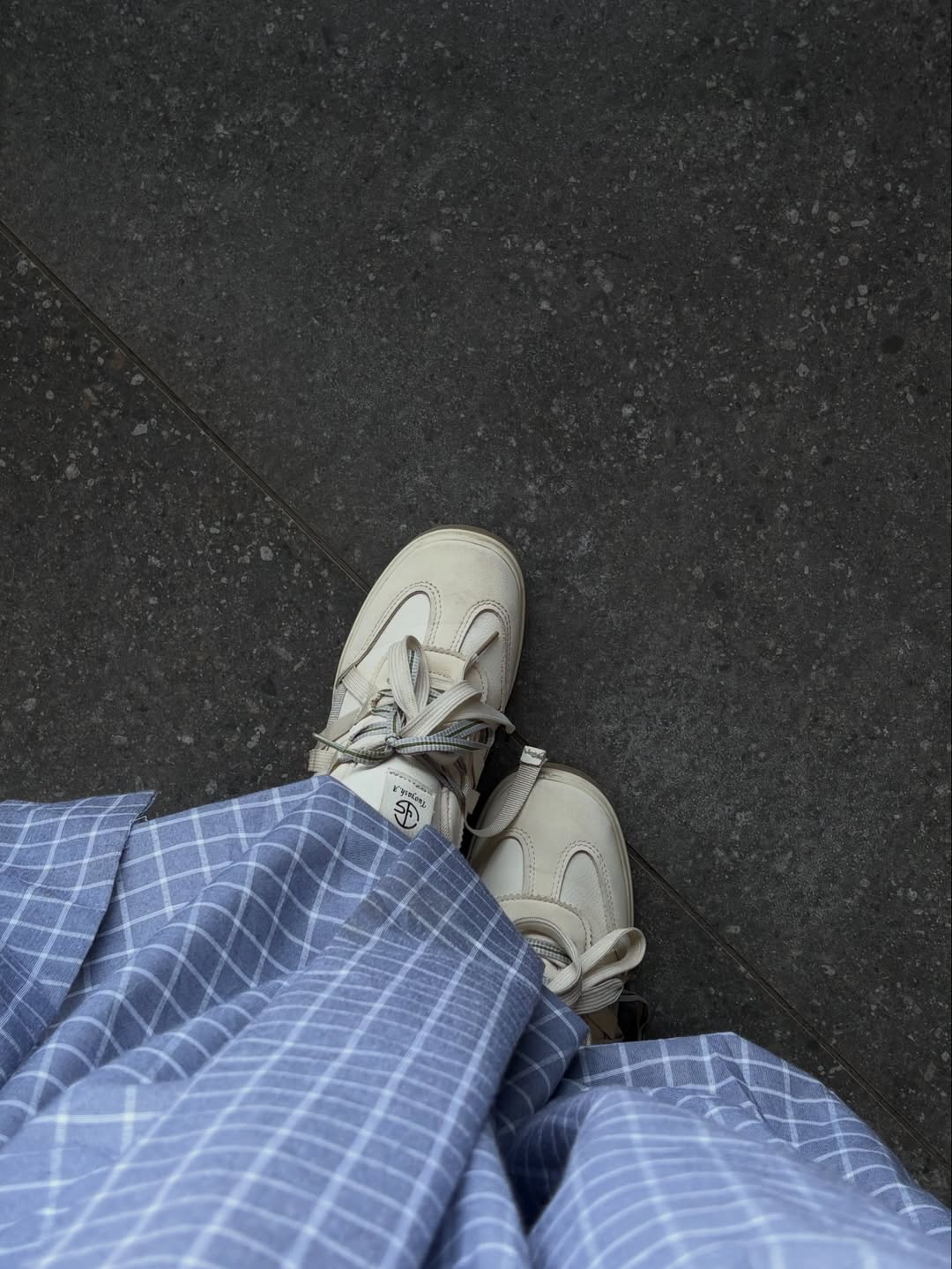 Checkmate set in grey