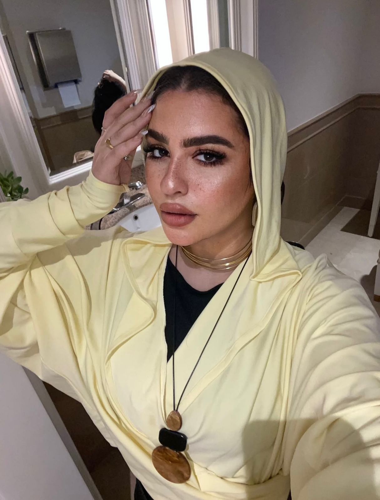 Hooded top