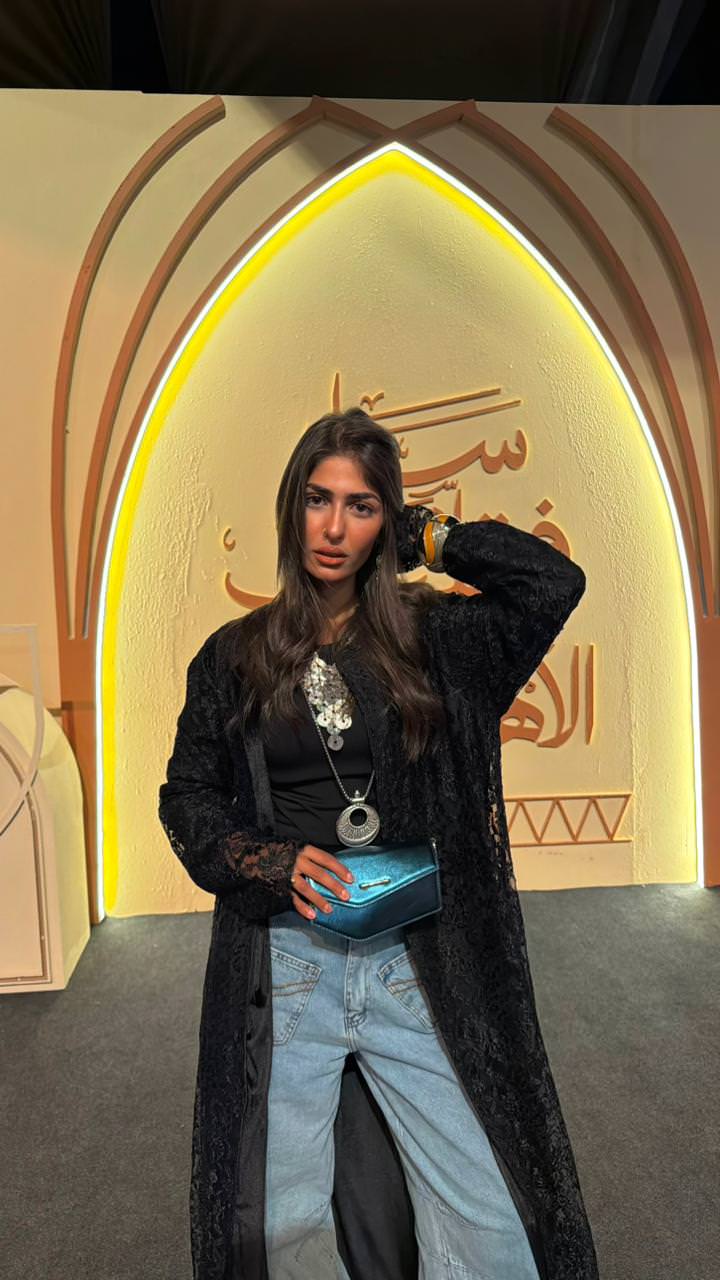 Kaftan قَمَر
