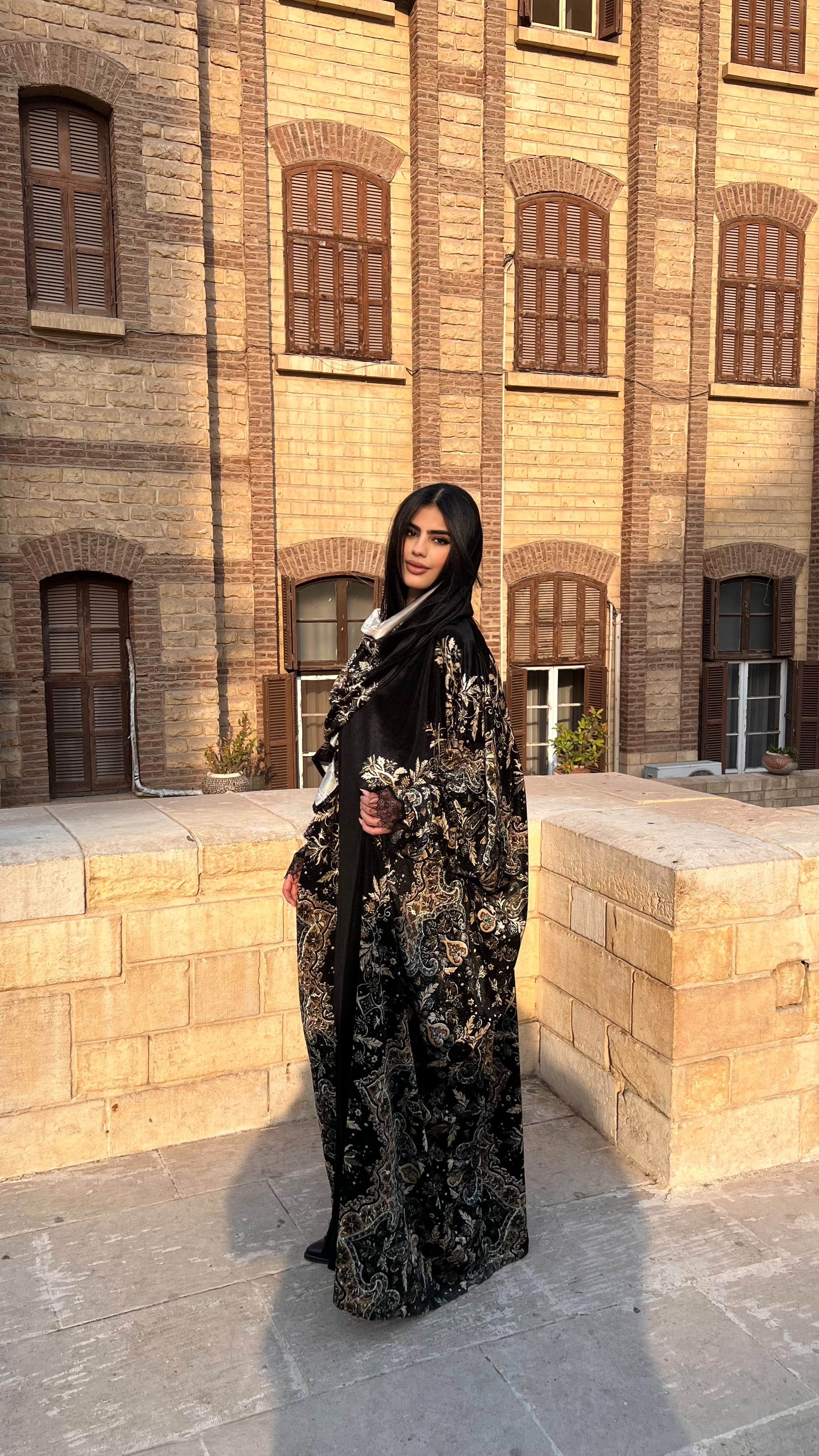 Rawnaq kaftan