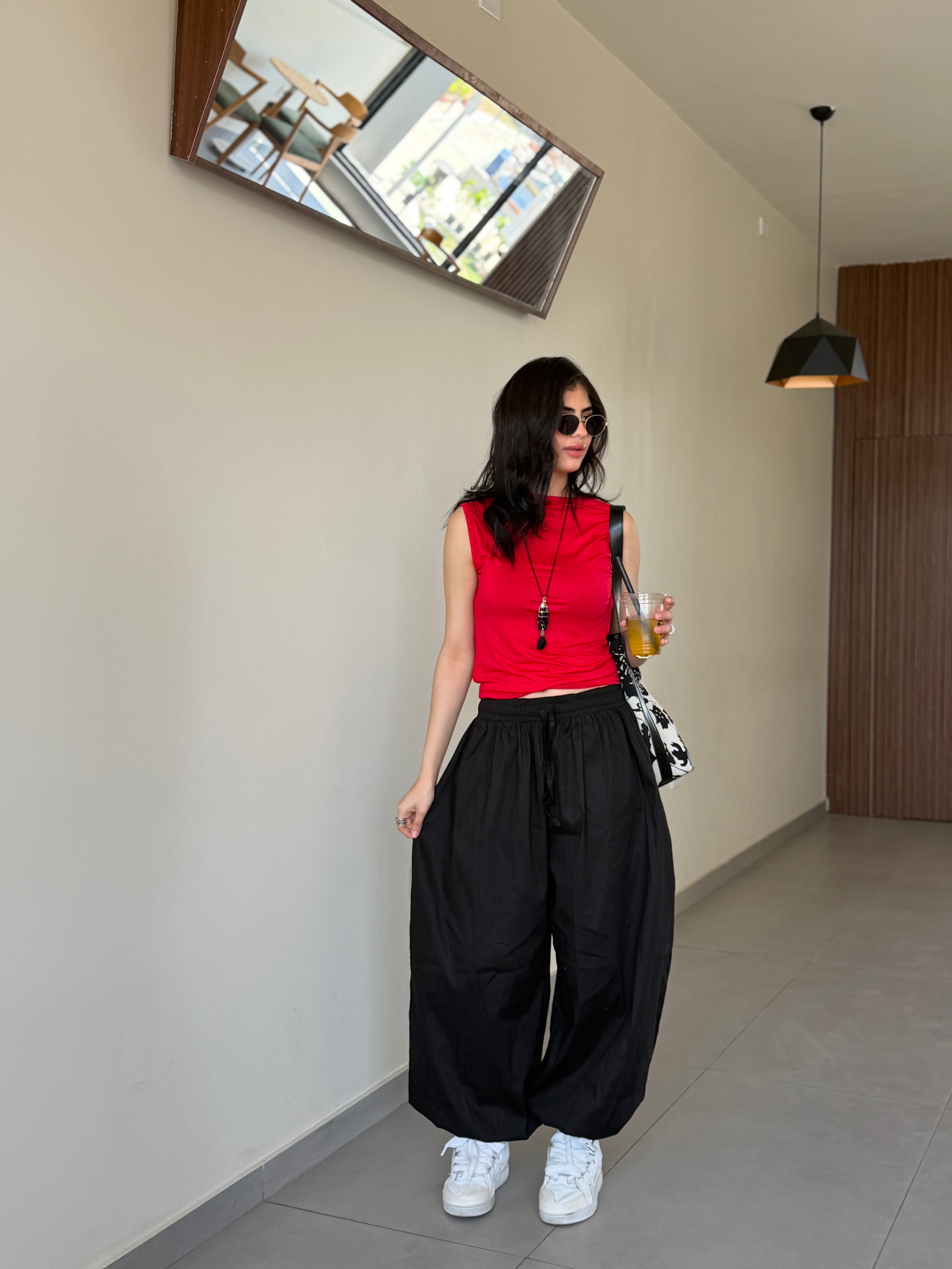 Ballon pants in black