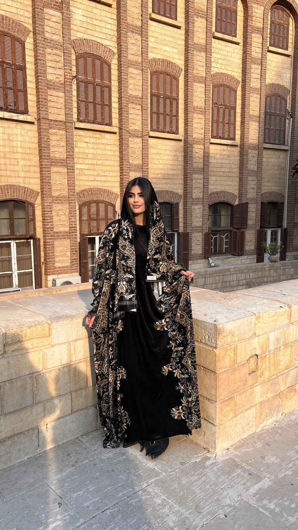 Rawnaq kaftan