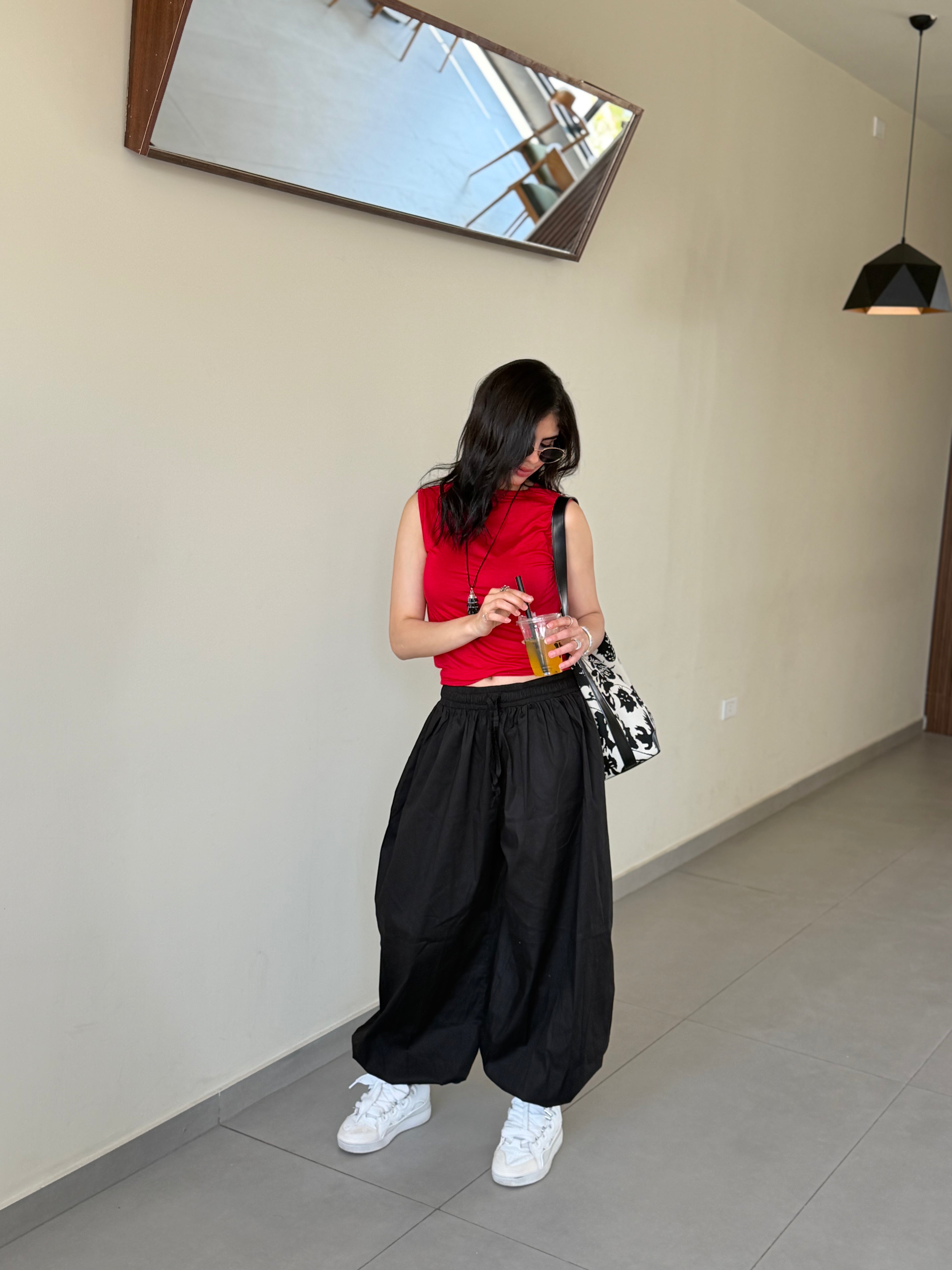 Ballon pants in black