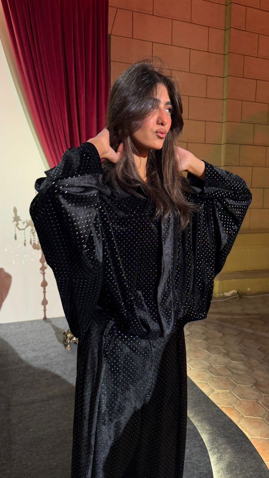 Set اِسْتَبْرَقٌ