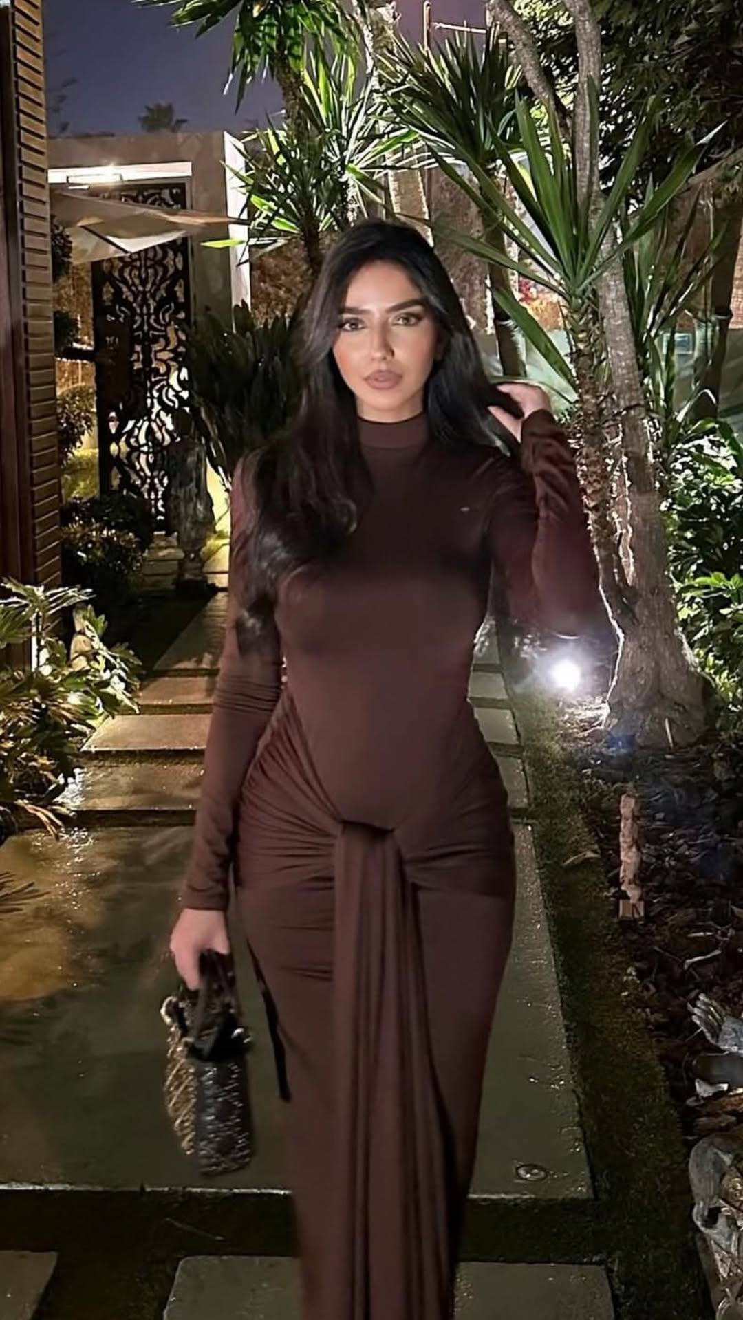 Dark chocolate dress